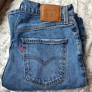 levi's high rise 70s flare